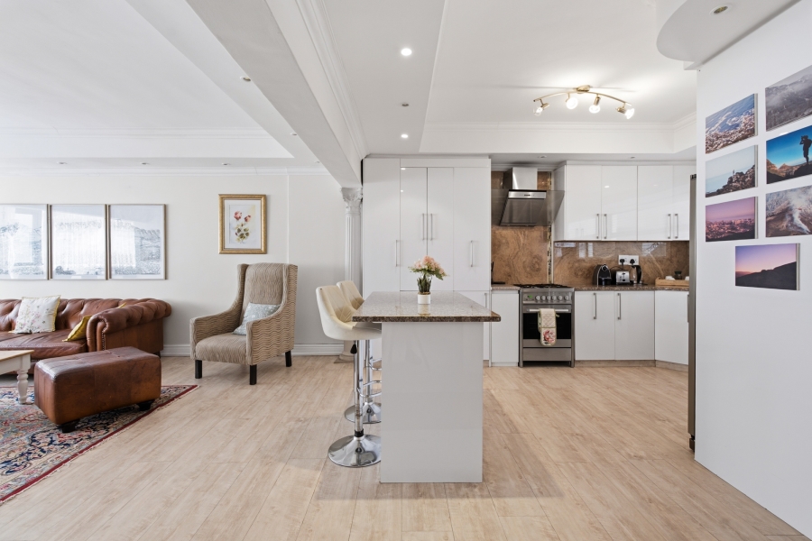 To Let 3 Bedroom Property for Rent in Sea Point Western Cape